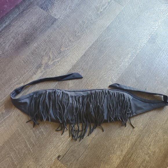 Victoria Secret black fringe top size medium - Picture 1 of 4